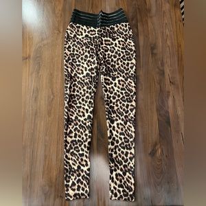 4 for $20 NWOT Leopard Print Mesh Waist Booty Leggings - M